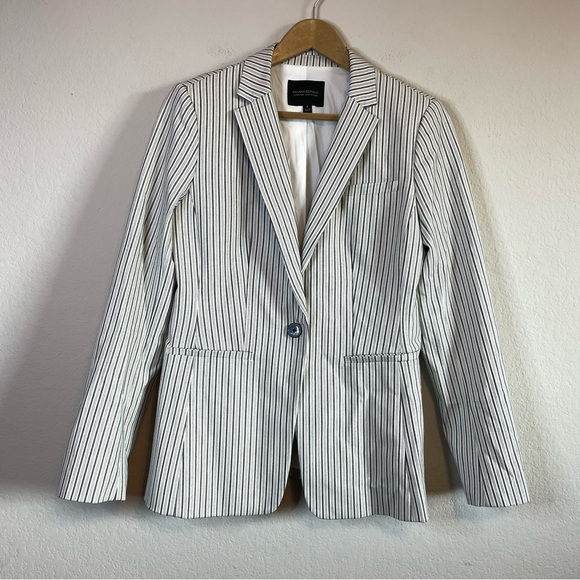 Banana Republic Long and Lean Single Button Black White Striped Blazer Size 4 - Picture 1 of 12